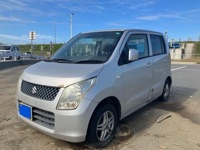 Mazda Bongo rear view