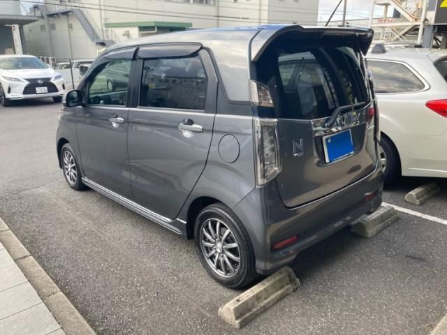 Mazda Bongo front view