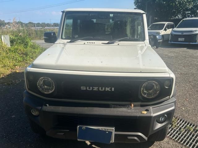 Mazda Bongo front view