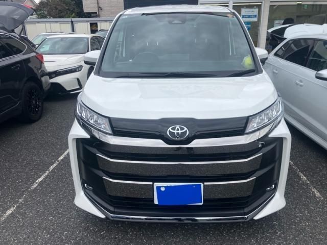 2011 Mazda Bongo Van
