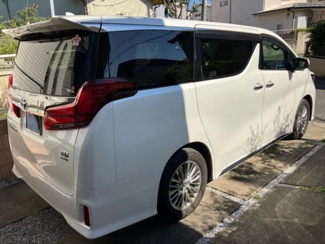 Mazda Bongo rear view
