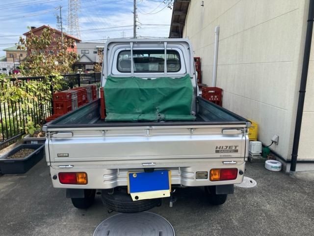 Mazda Bongo rear view