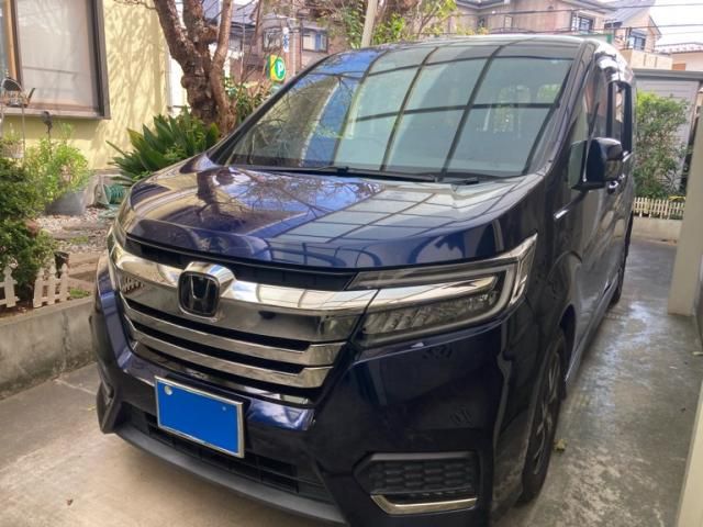 Mazda Bongo front view
