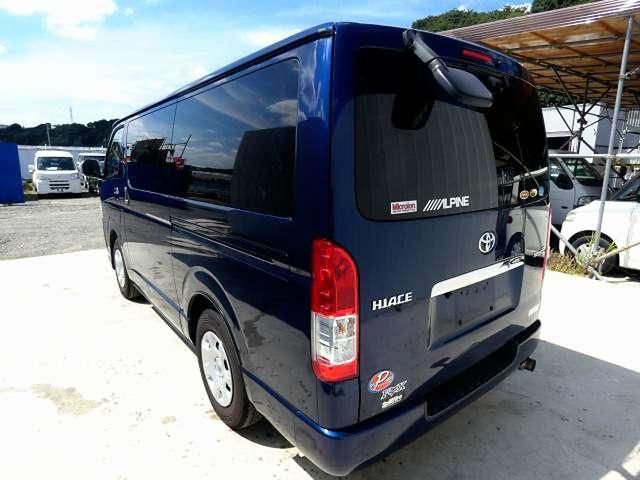 Mazda Bongo front view