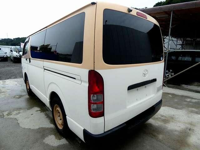 Mazda Bongo front view