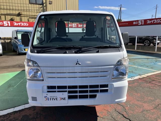 Mazda Bongo rear view