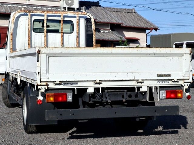 Mazda Bongo front view